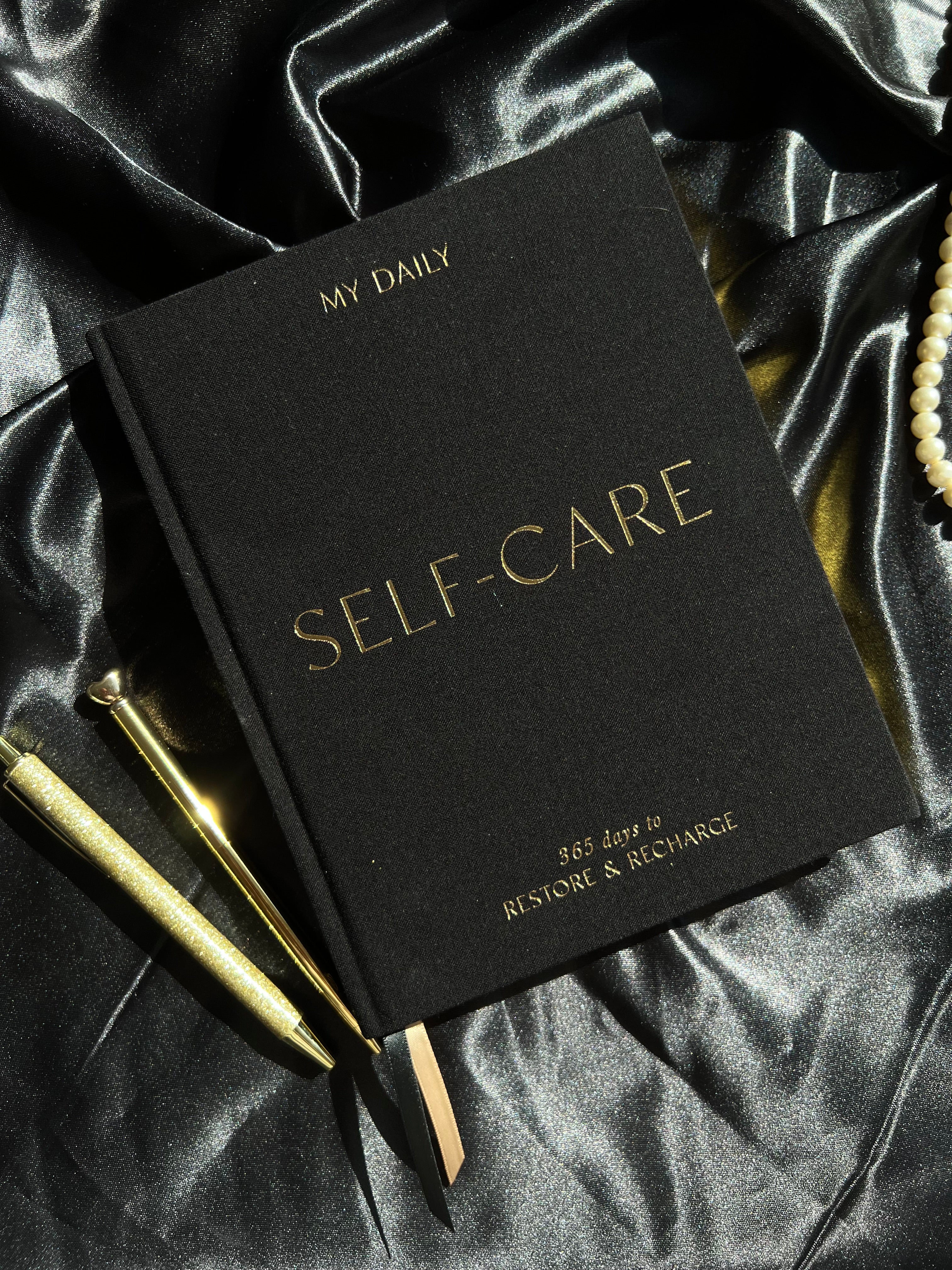 My Daily Self-Care Journal - Noir